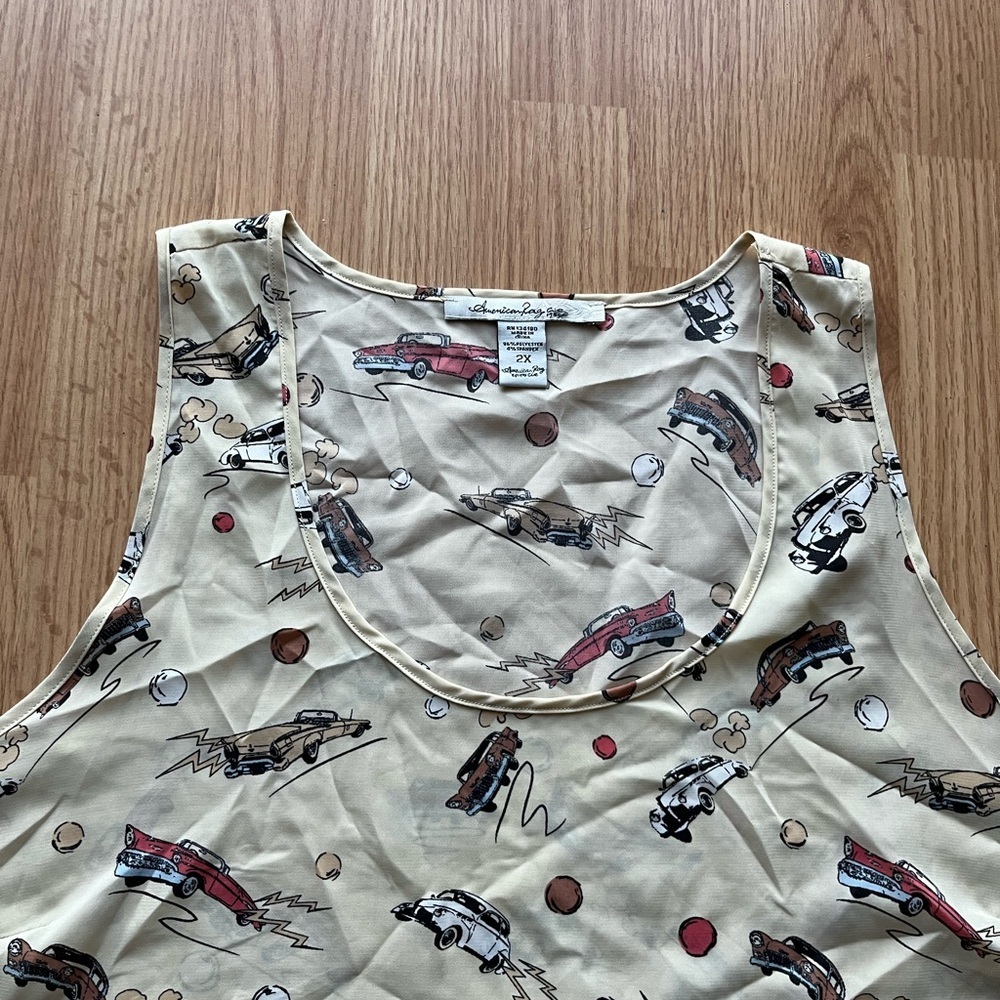 American Rag Cream Sleeveless Top with Vintage Cars - Picture 2 of 6